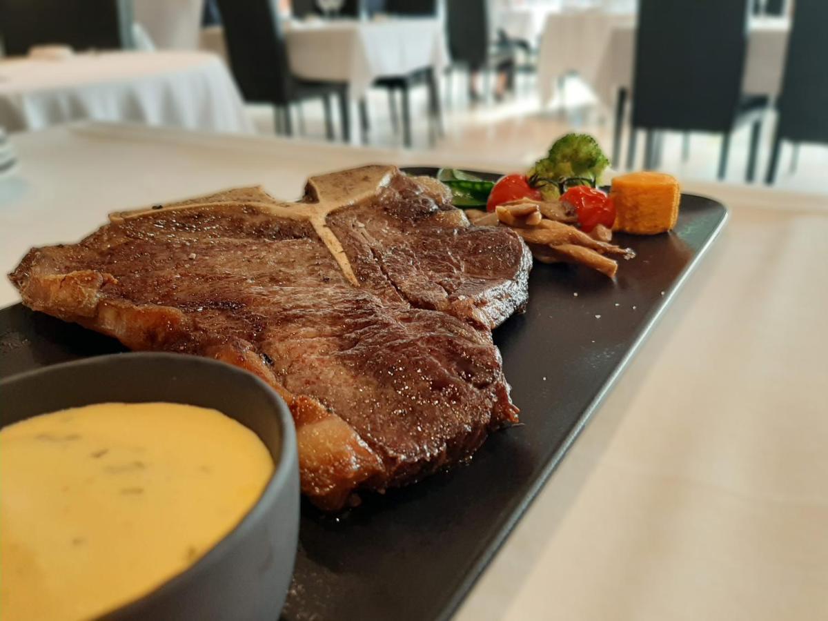 Hotel Restaurant Lamy Troisvierges Exteriör bild